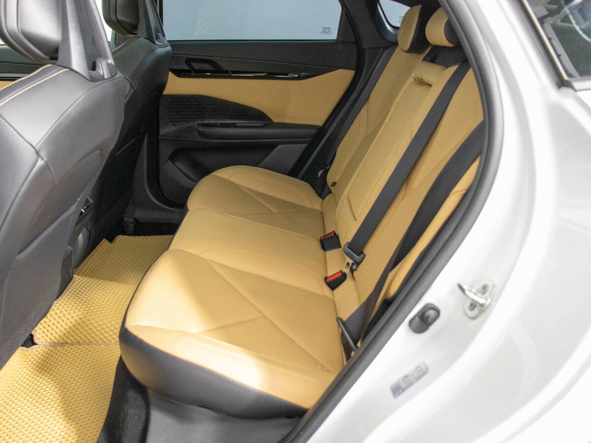 Changan UNI-V 2023 года с пробегом. Фото: #10