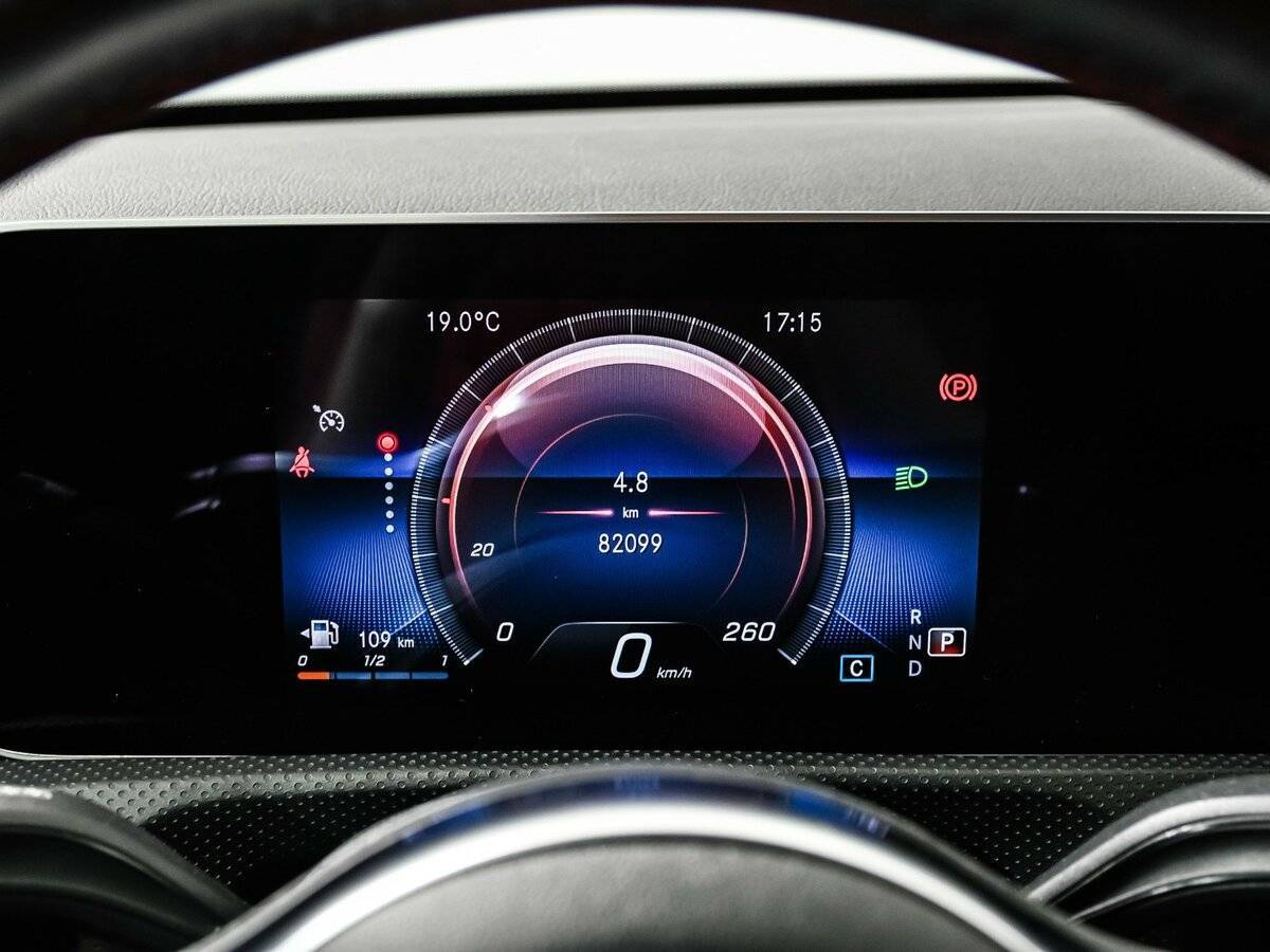 Mercedes-Benz A-Класс 2020 года с пробегом. Фото: #9