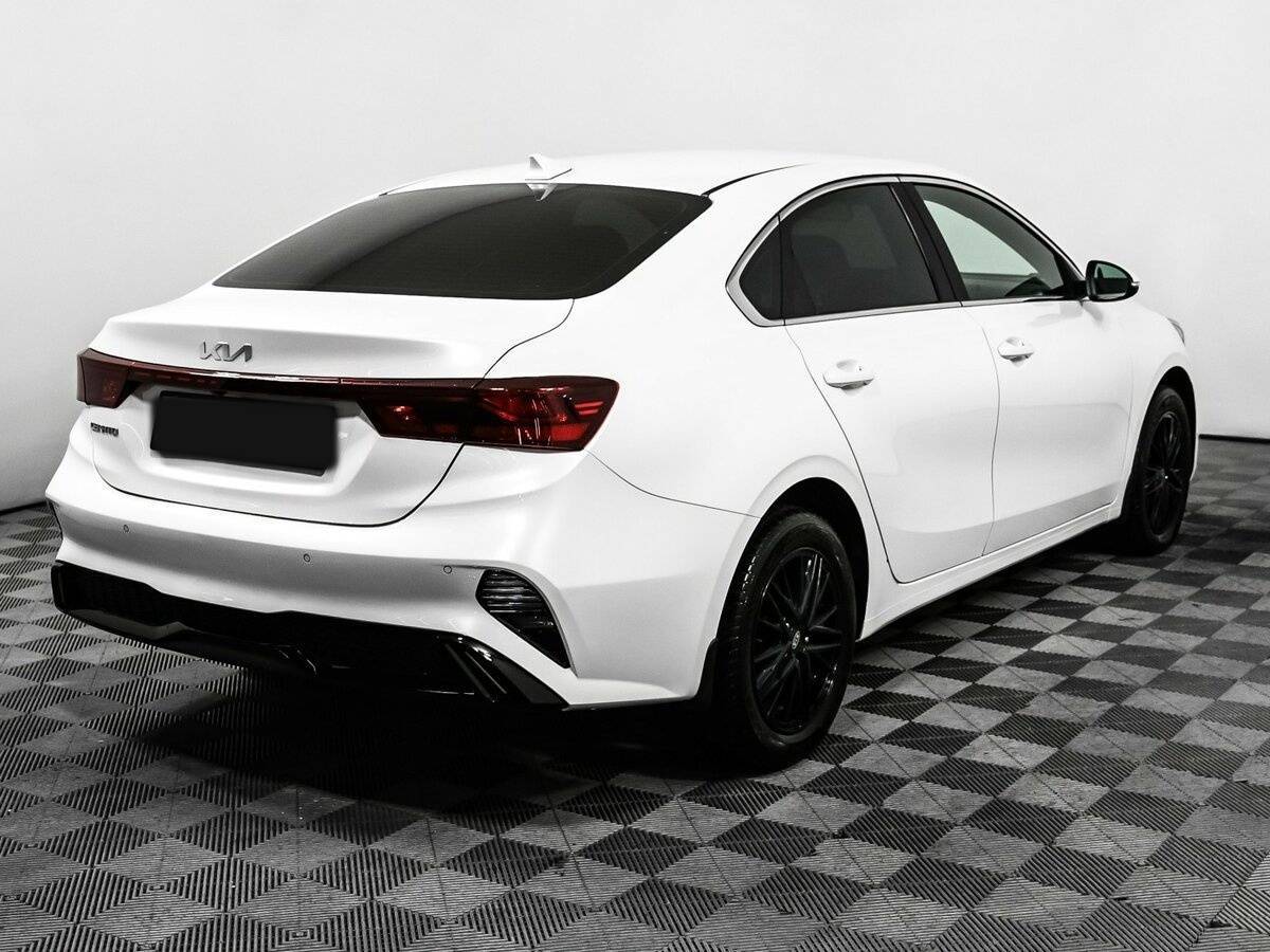 Kia Cerato 2022 года с пробегом. Фото: #4