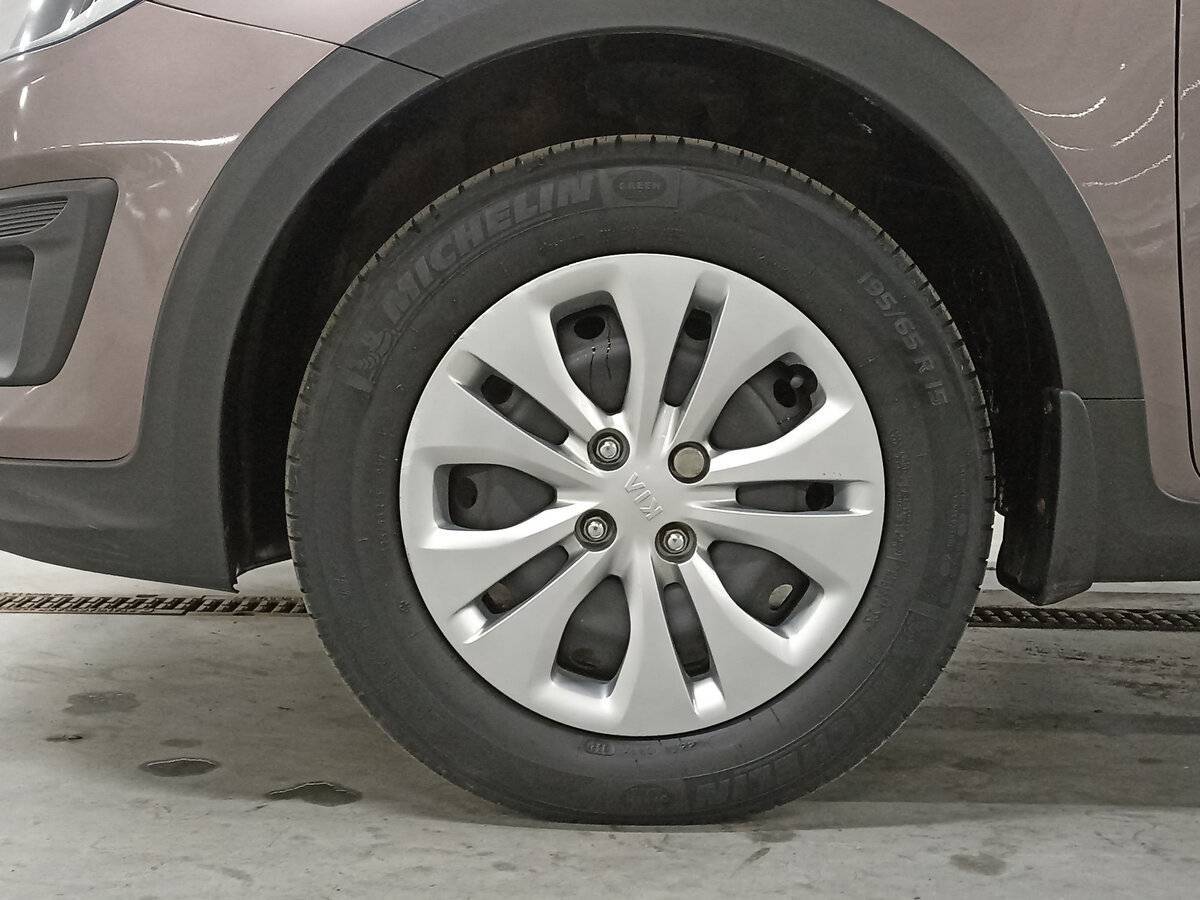 Б/У Киа Рио 2019 года. Фото: #17