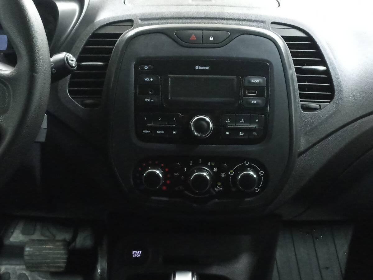 Б/У Рено Каптюр 2018 года. Фото: #14