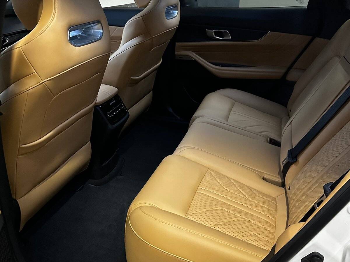 Changan UNI-K 2023 года с пробегом. Фото: #8