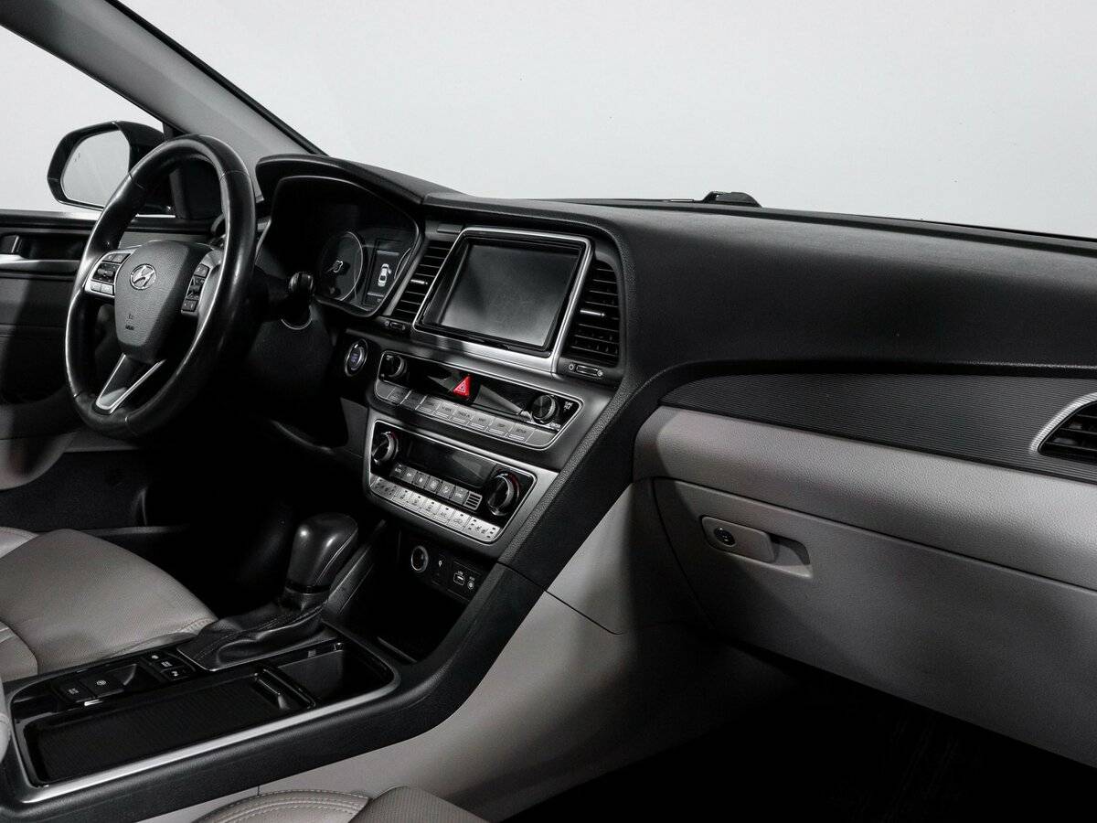 Б/У Хендай Соната 2017 года. Фото: #8