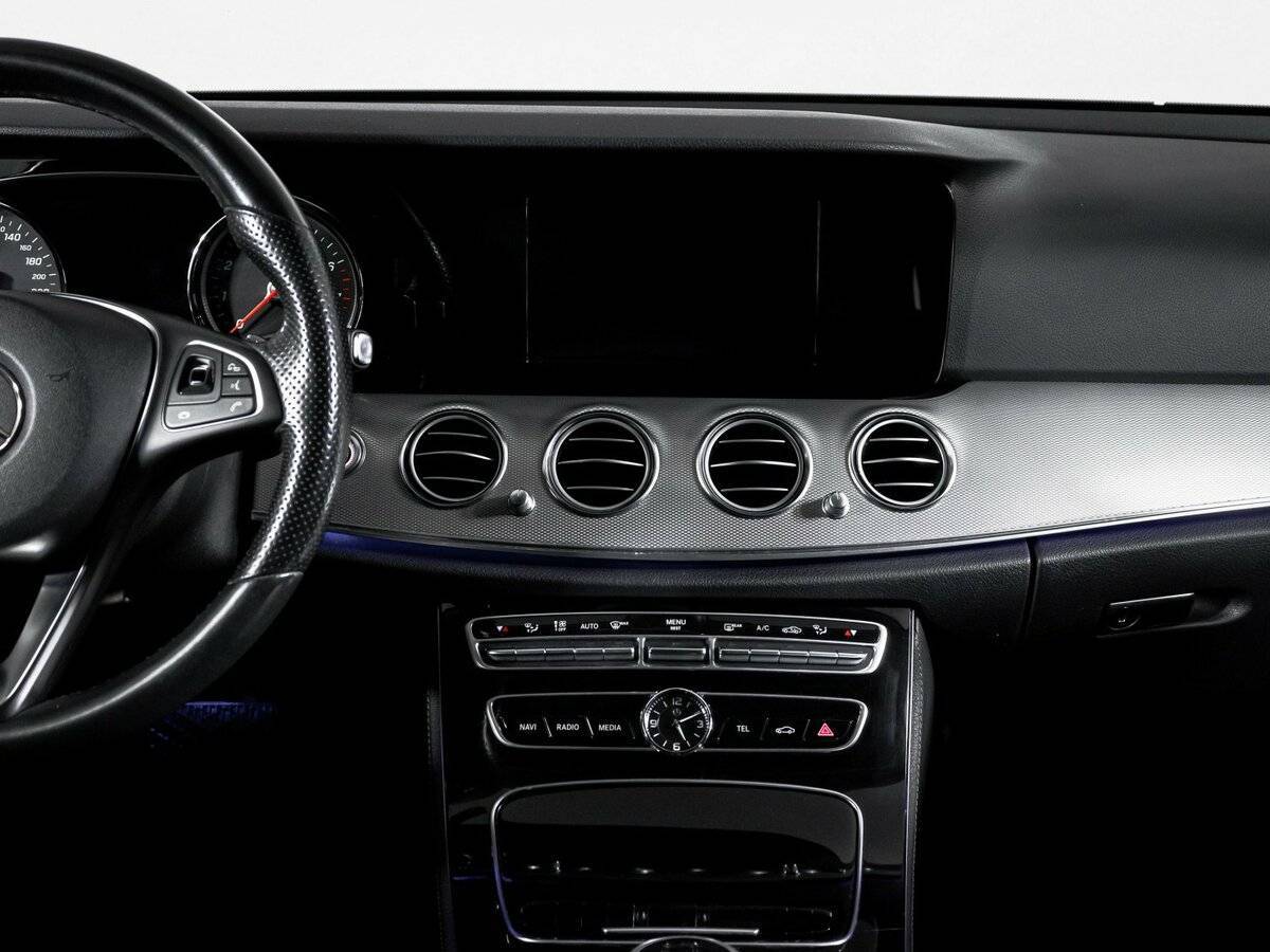 Mercedes-Benz E-Класс 2016 года с пробегом. Фото: #12