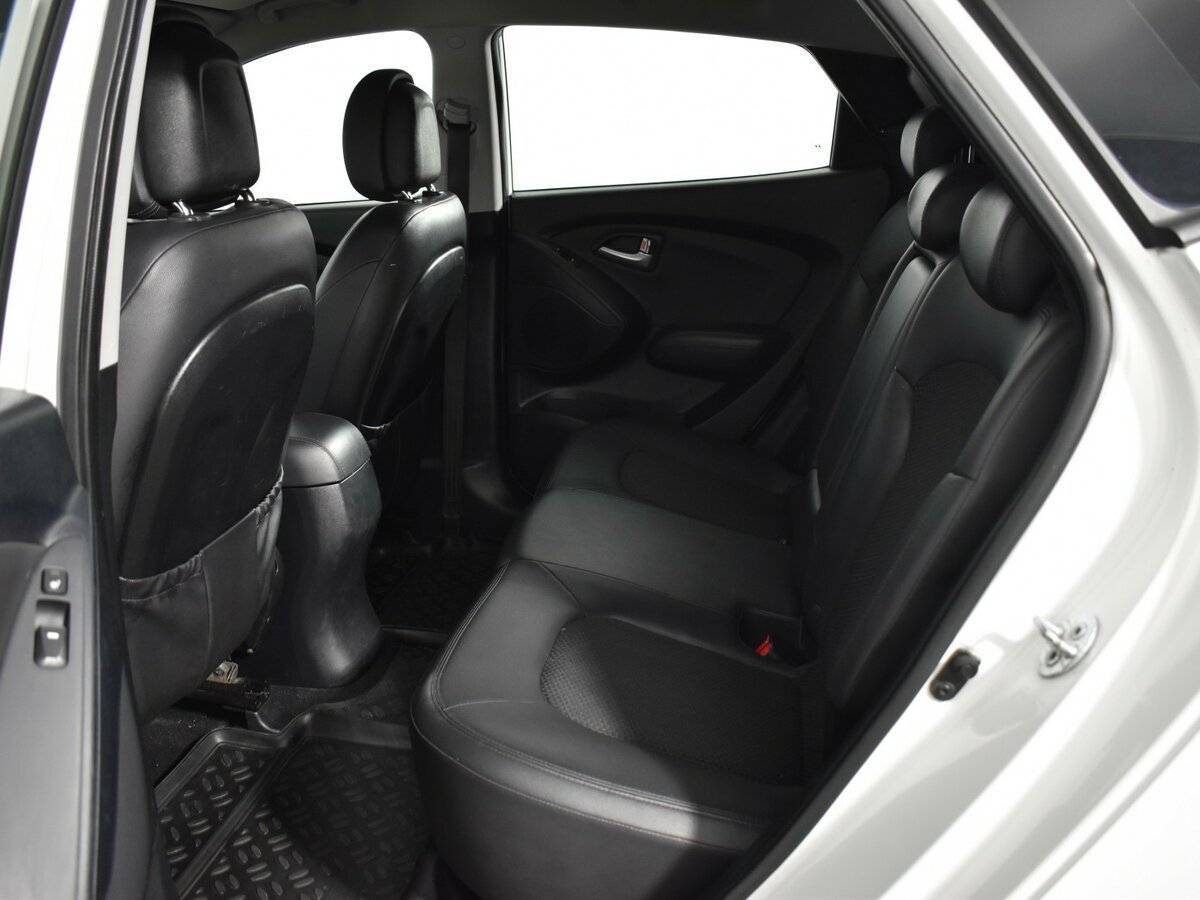 Б/У Хендай ай-икс35 2012 года. Фото: #11