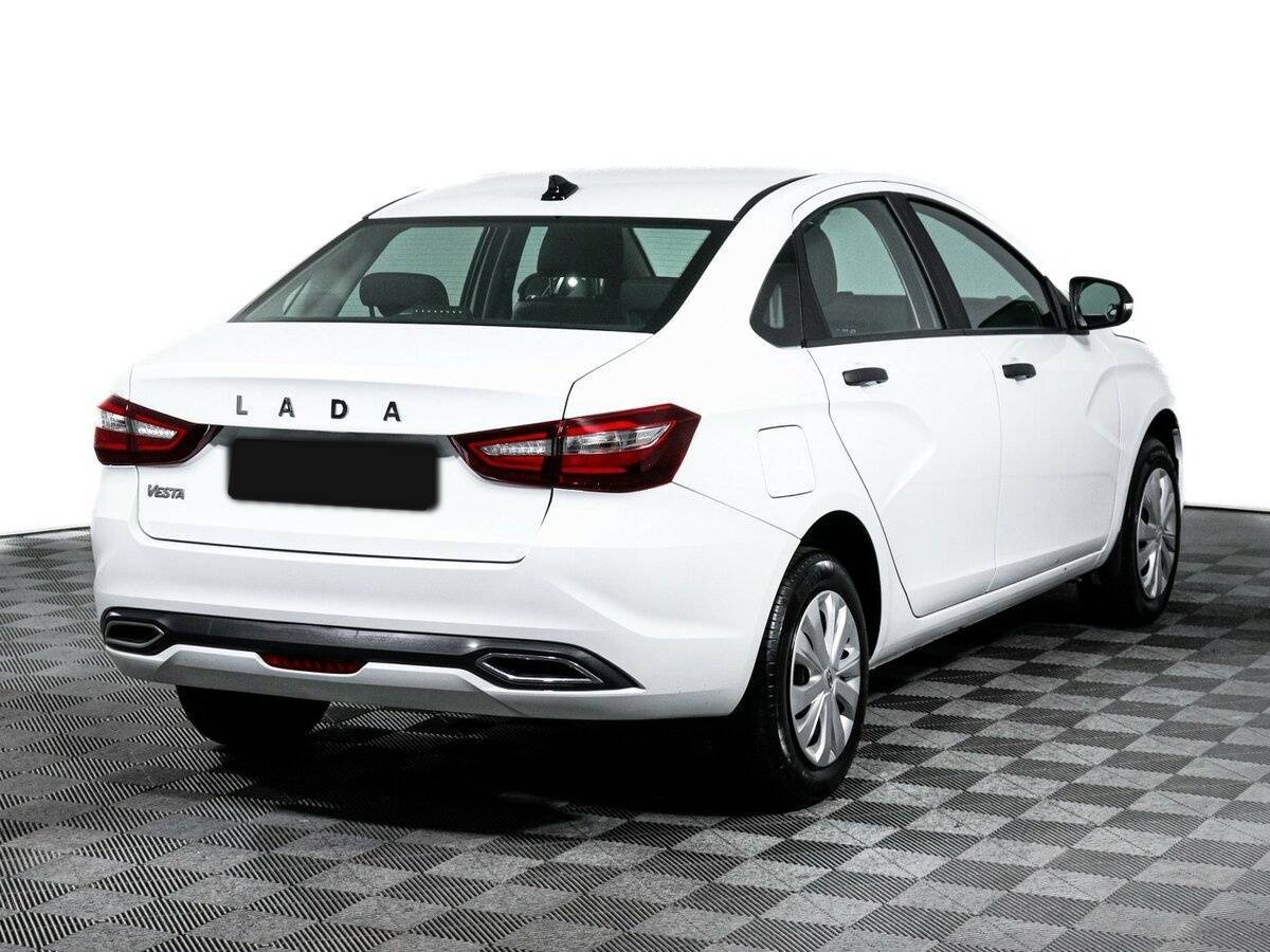 Lada (ВАЗ) Vesta 2023 года с пробегом. Фото: #4