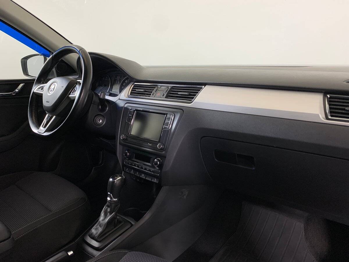 Б/У Шкода Рапид 2015 года. Фото: #12