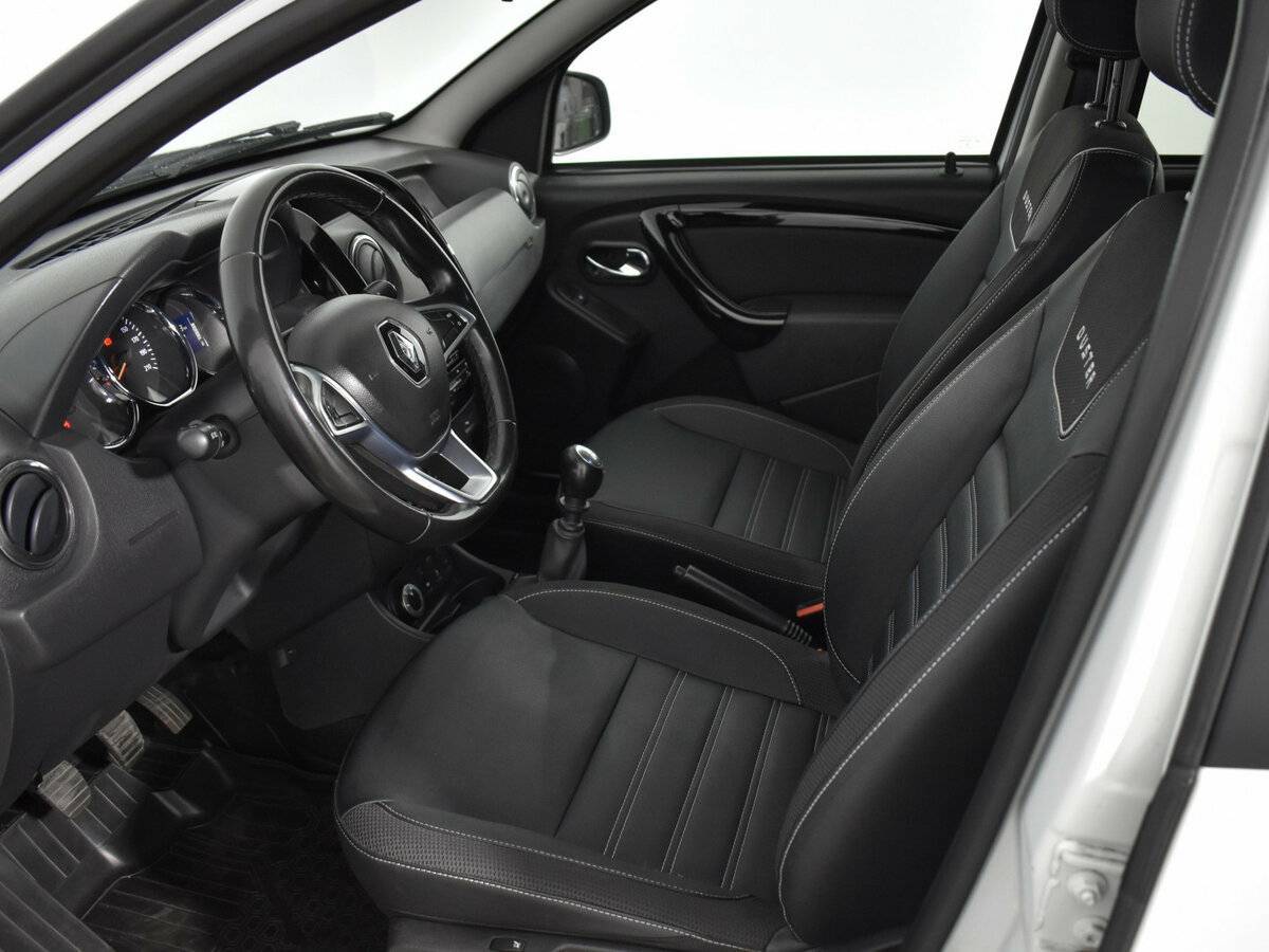 Б/У Рено Дастер 2019 года. Фото: #8