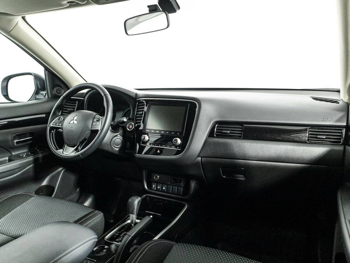 Mitsubishi Outlander 2022 года с пробегом. Фото: #8