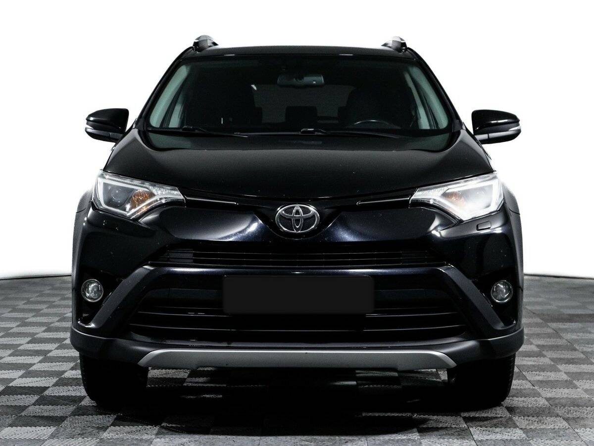 Toyota RAV4 2017 года с пробегом. Фото: #1