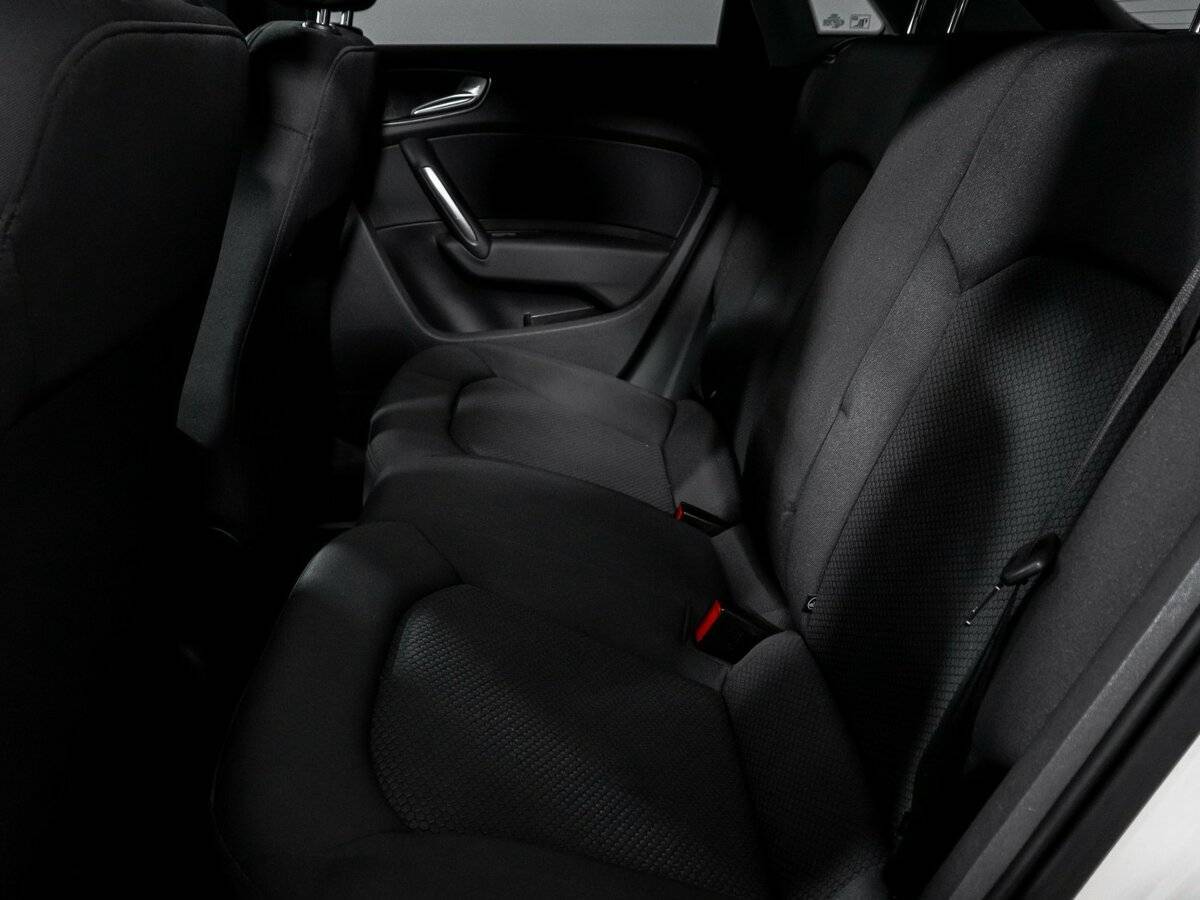 Audi A1 2014 года с пробегом. Фото: #9