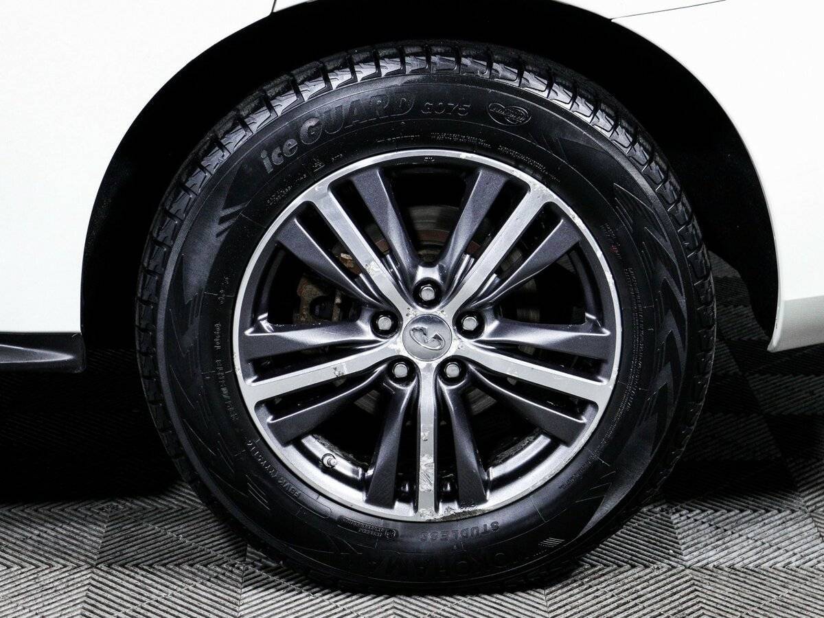 Infiniti QX60 2017 года с пробегом. Фото: #14