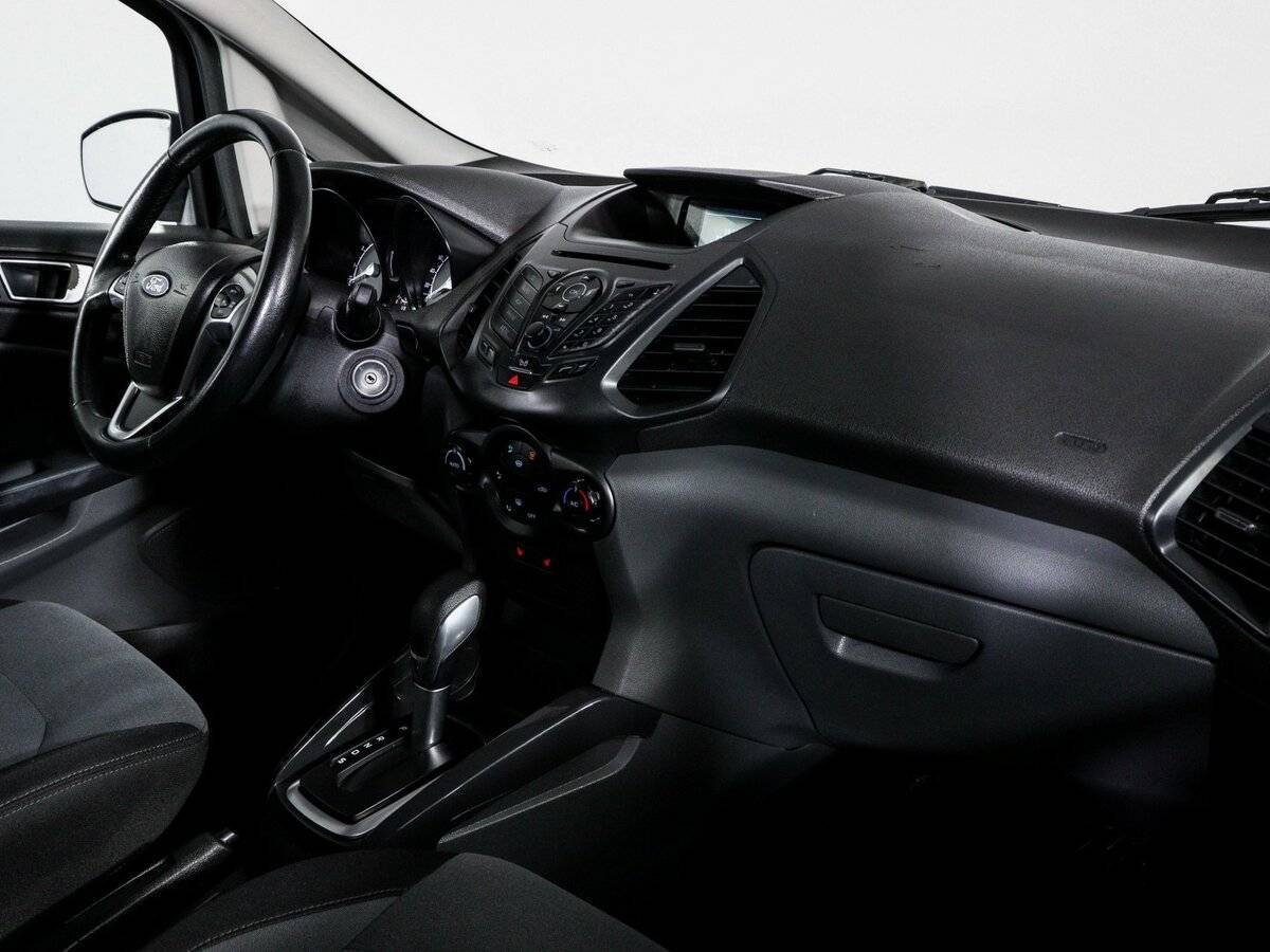 Б/У Форд ЭкоСпорт 2015 года. Фото: #8