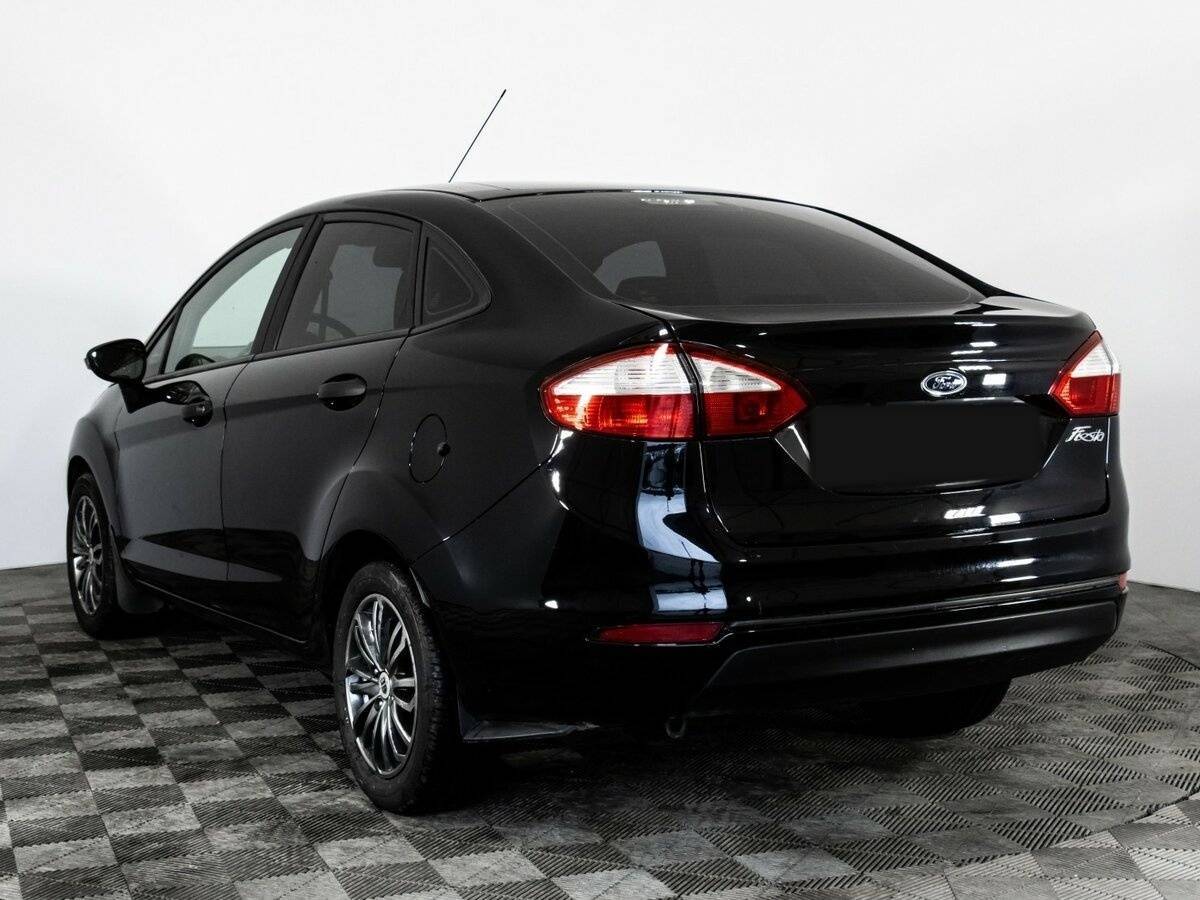 Б/У Форд Фиеста 2015 года. Фото: #5