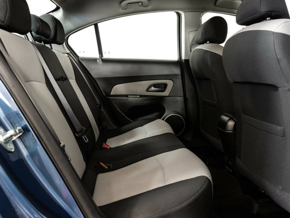 Б/У Шевроле Круз 2014 года. Фото: #13