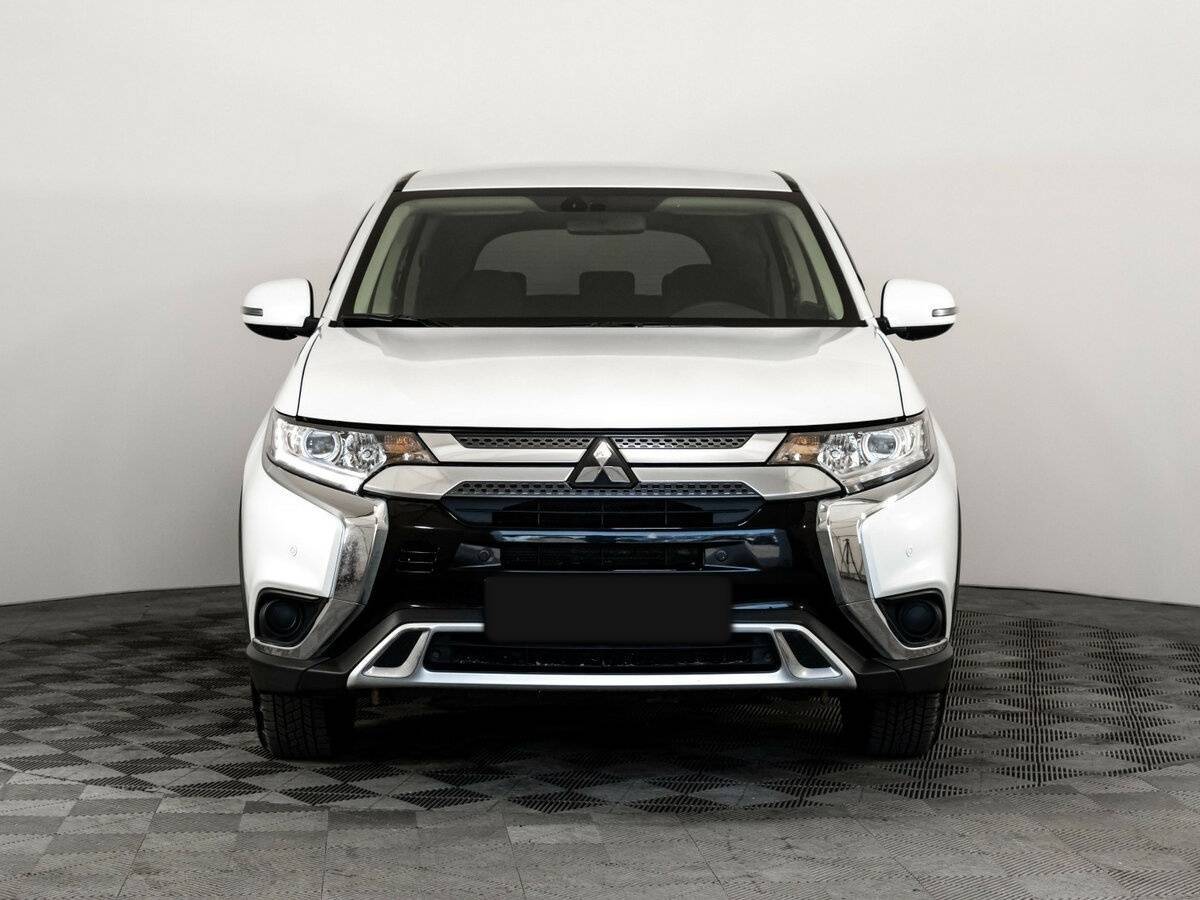 Mitsubishi Outlander 2019 года с пробегом. Фото: #1