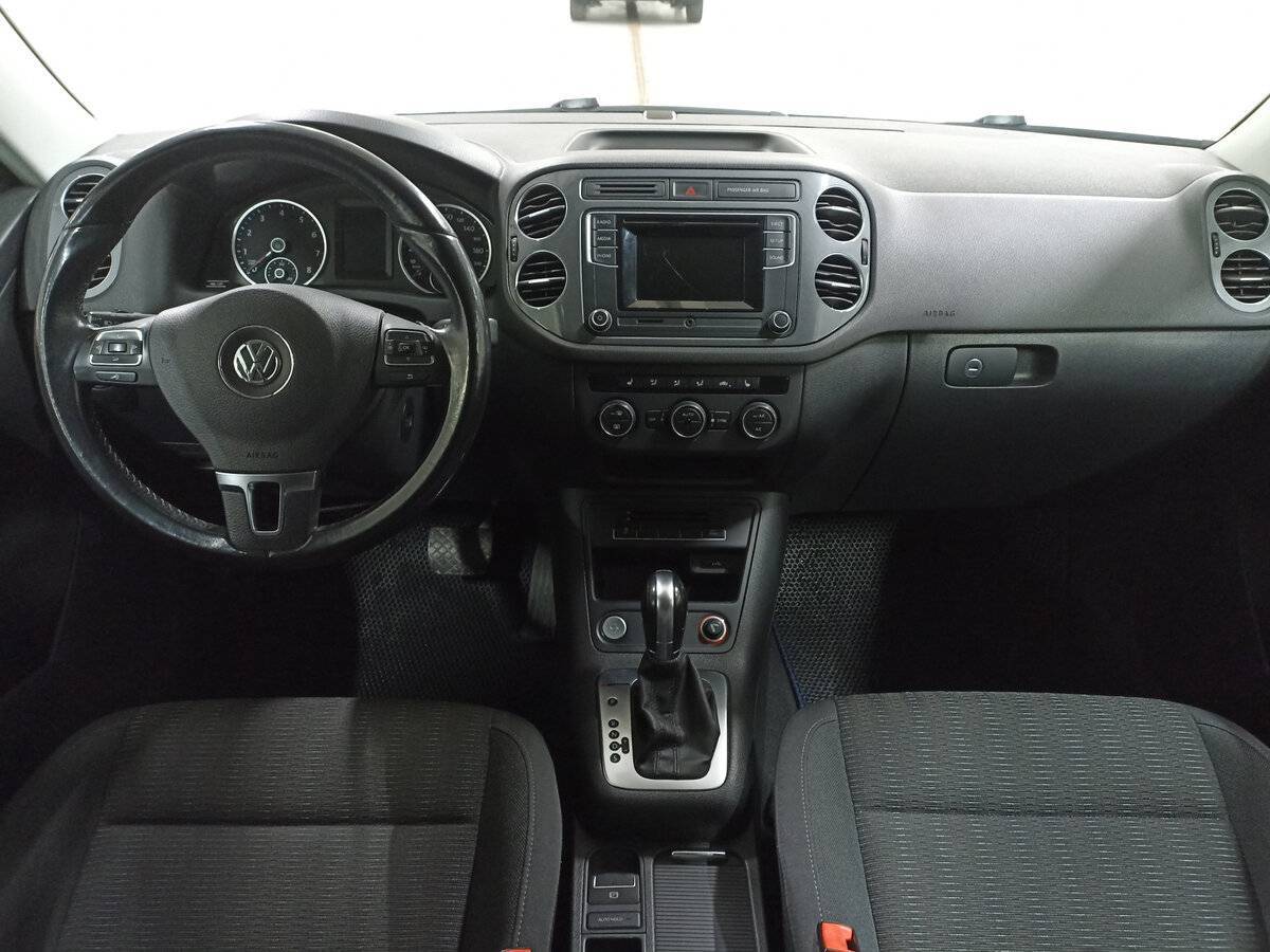 Б/У Фольксваген Тигуан 2016 года. Фото: #13