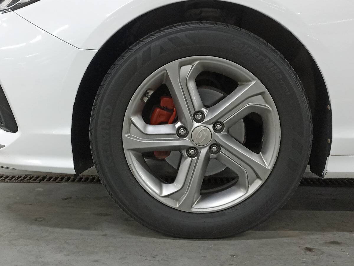 Б/У Хендай Соната 2017 года. Фото: #17