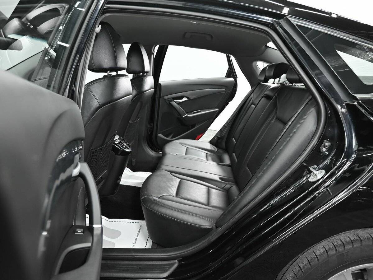 Б/У Хендай ай40 2015 года. Фото: #13