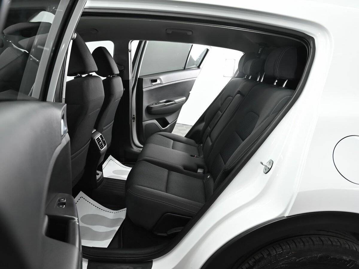 Б/У Киа Спортейдж 2017 года. Фото: #13