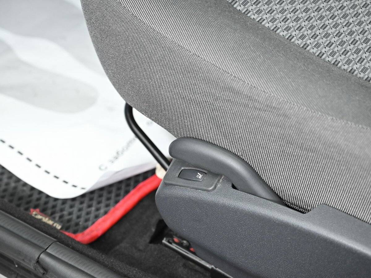 Б/У Лада (ВАЗ) Ларгус 2015 года. Фото: #7