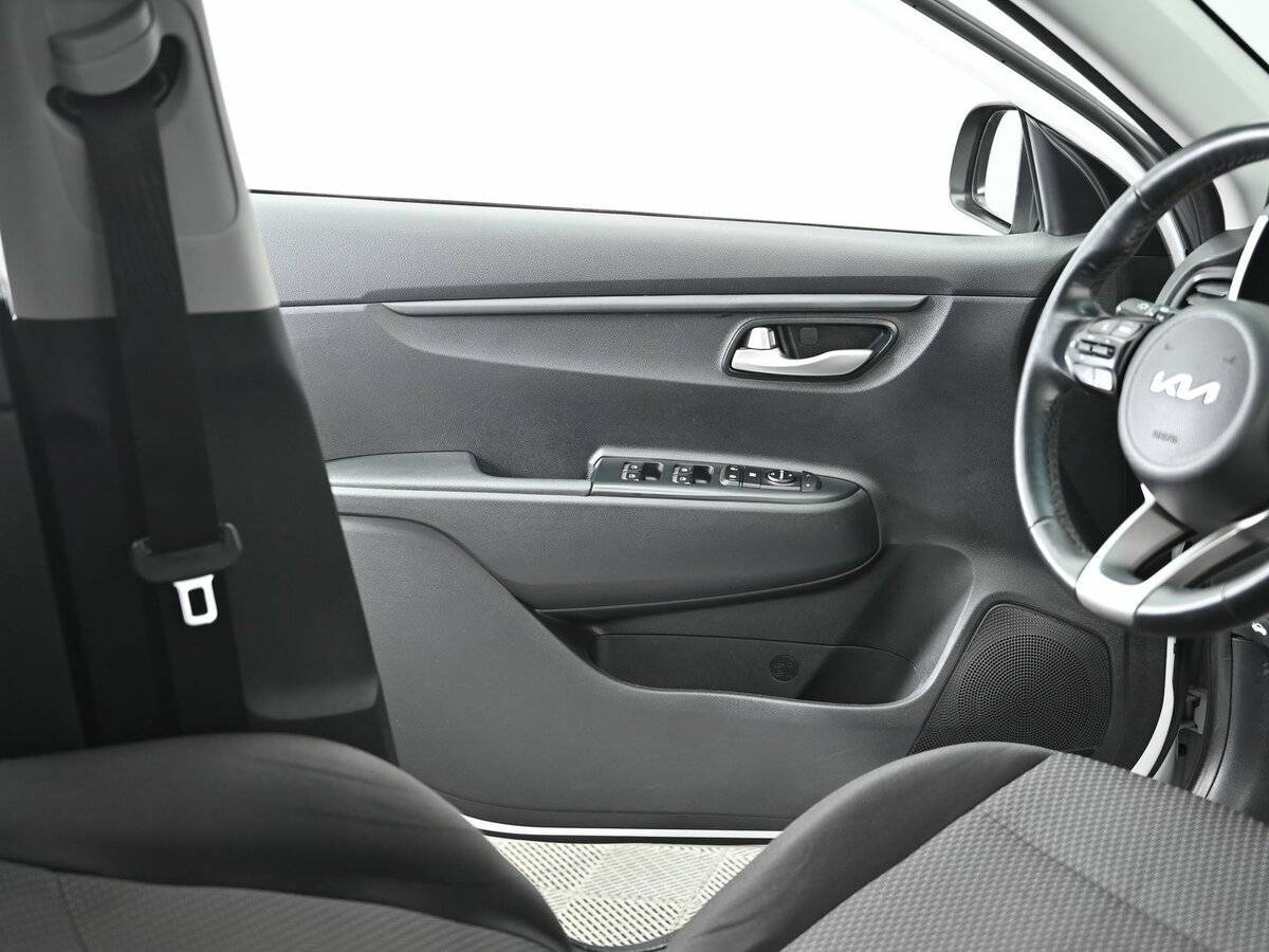 Б/У Киа Рио 2022 года. Фото: #5