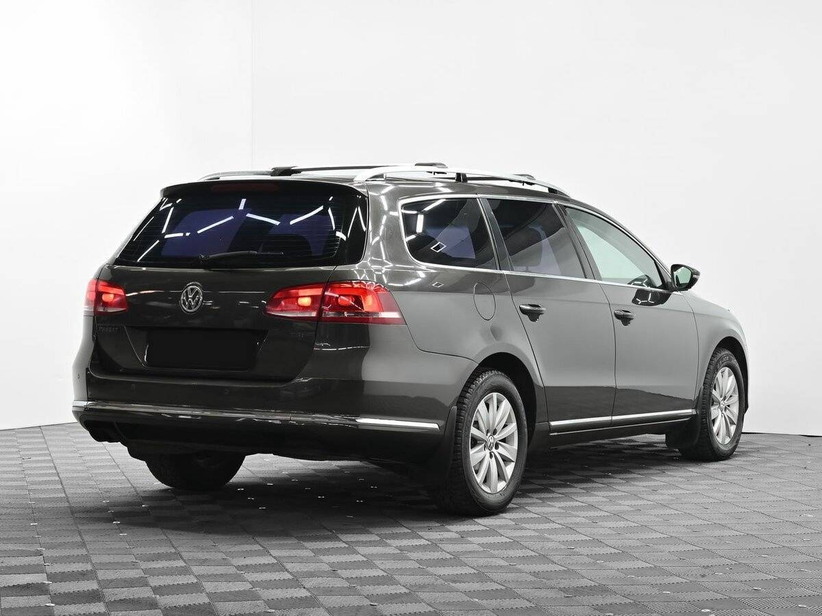 Б/У Фольксваген Пассат 2012 года. Фото: #3