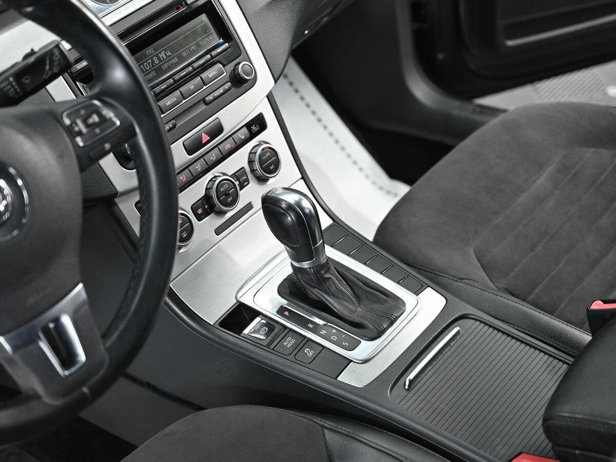 Б/У Фольксваген Пассат 2012 года. Фото: #11