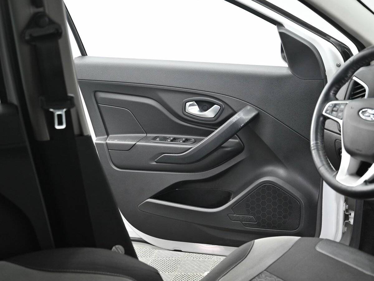 Б/У Лада (ВАЗ) ИКСРЭЙ 2019 года. Фото: #5