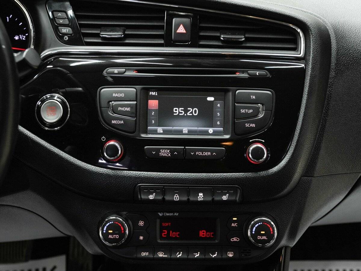 Б/У Киа Сид 2016 года. Фото: #11