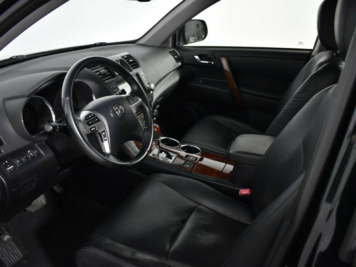 Toyota Highlander 2013 года с пробегом. Фото: #8