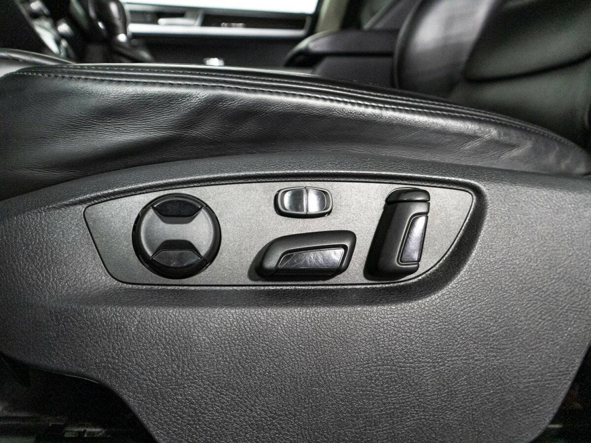 Volkswagen Touareg 2016 года с пробегом. Фото: #16