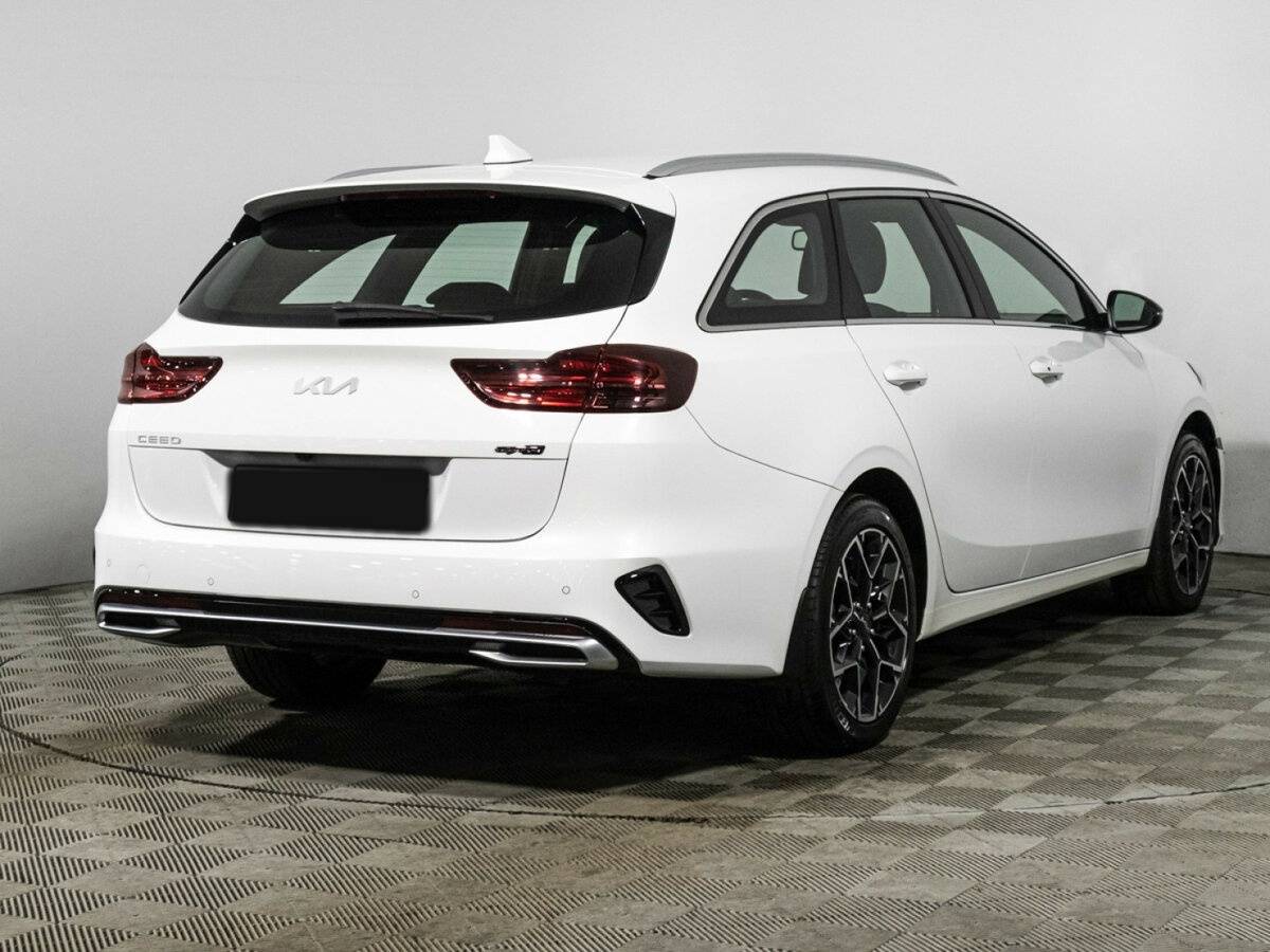 Kia Ceed 2021 года с пробегом. Фото: #4