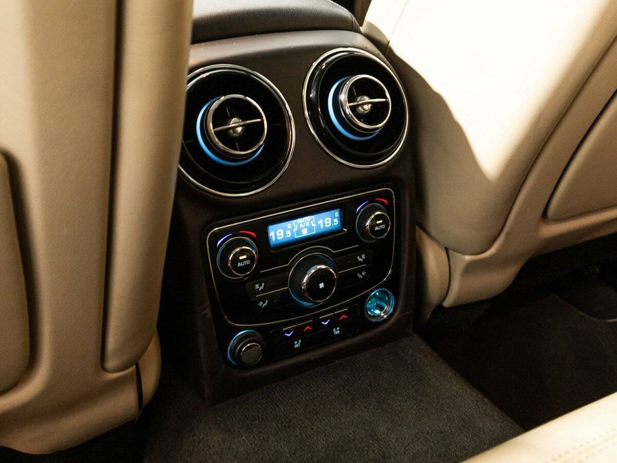 Jaguar XJ 2014 года с пробегом. Фото: #27