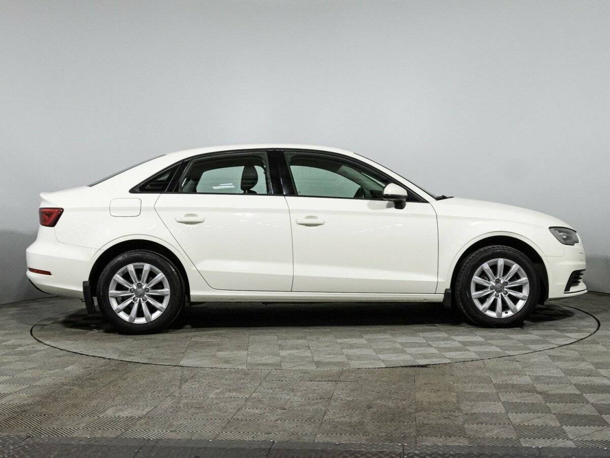 Audi A3 2015 года с пробегом. Фото: #3
