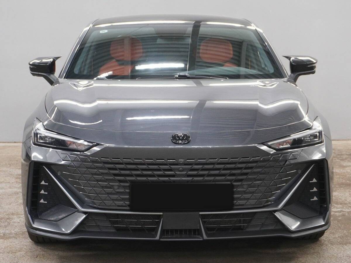 Changan UNI-V 2022 года с пробегом. Фото: #1