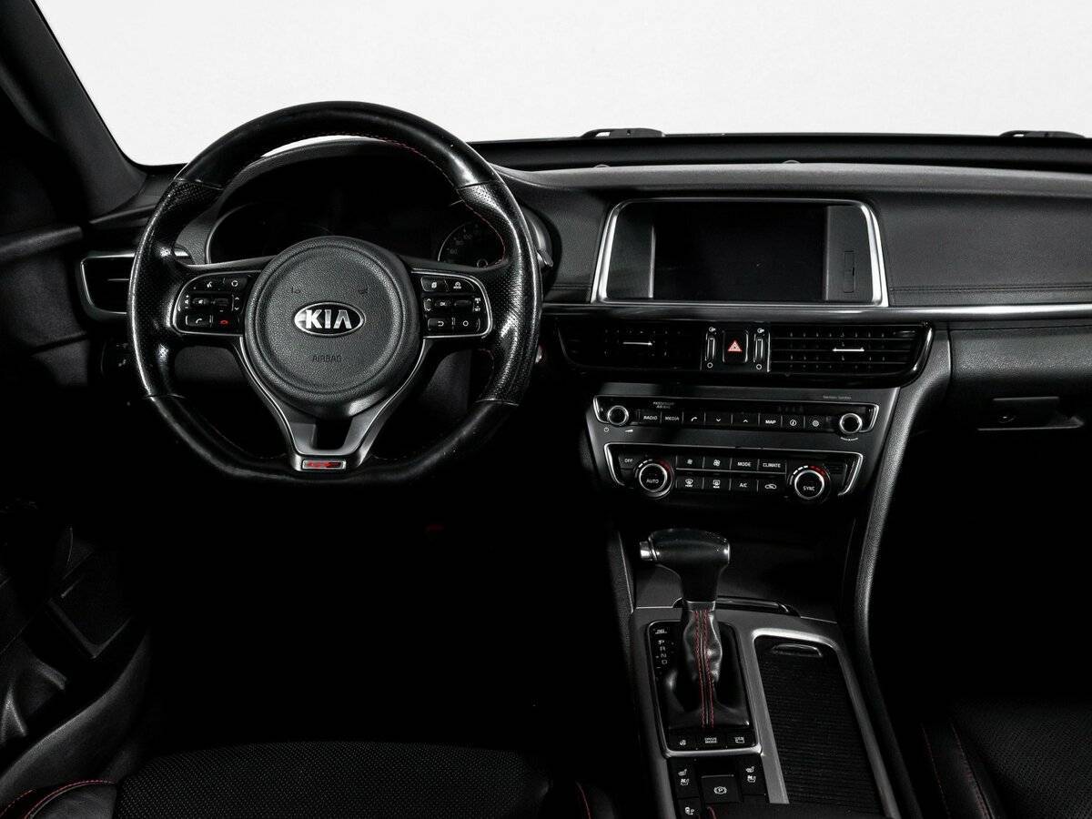 Б/У Киа Оптима 2017 года. Фото: #11