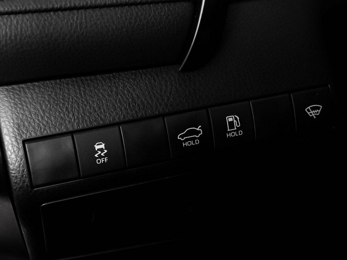 Toyota Camry 2021 года с пробегом. Фото: #17