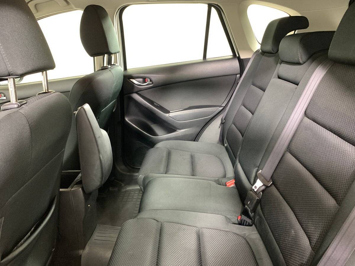 Б/У Мазда Ц-Икс-5 2015 года. Фото: #17