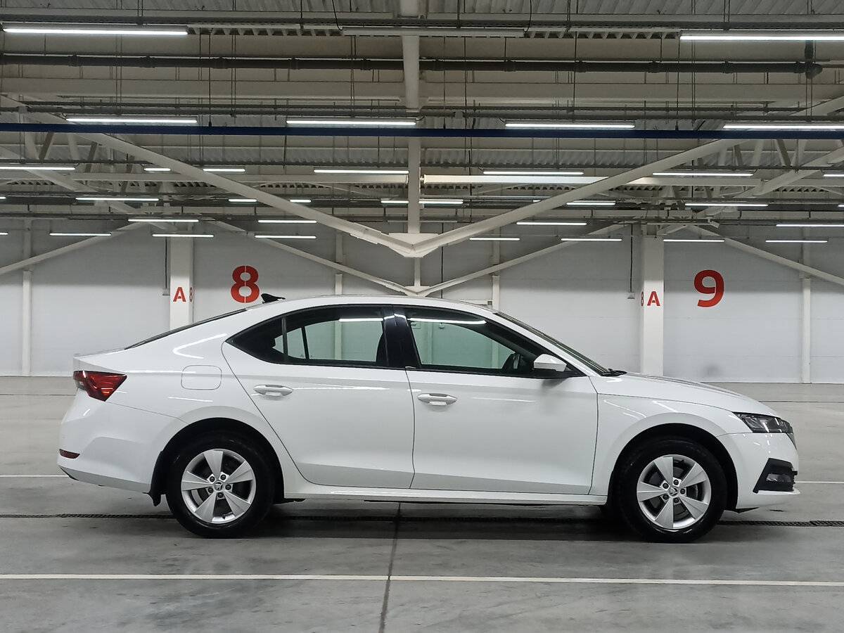 Skoda Octavia 2021 года с пробегом. Фото: #3