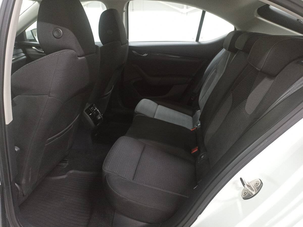 Skoda Octavia 2021 года с пробегом. Фото: #11