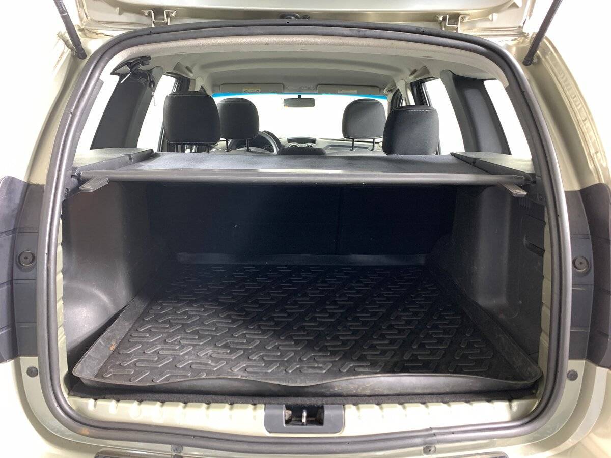 Б/У Рено Дастер 2013 года. Фото: #18