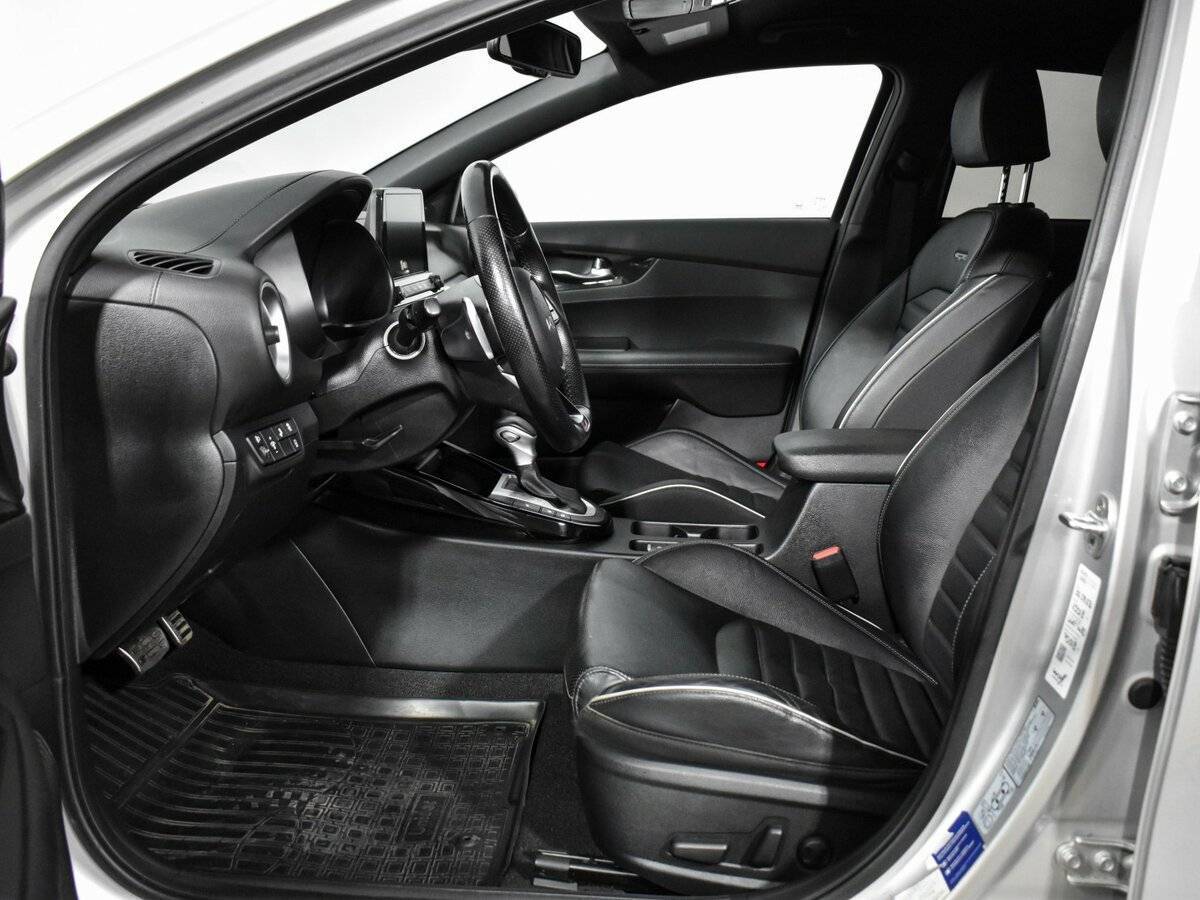 Kia Cerato 2022 года с пробегом. Фото: #10