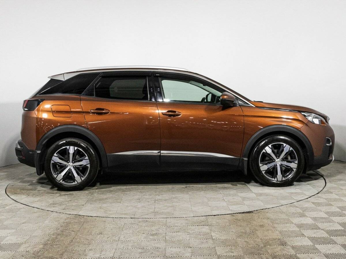 Б/У Пежо 3008 2017 года. Фото: #3