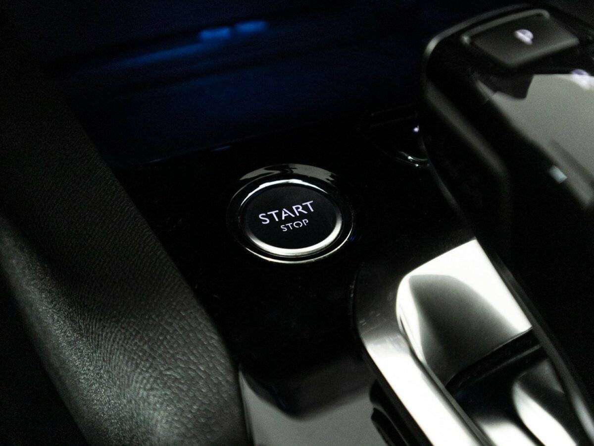 Б/У Пежо 3008 2017 года. Фото: #19