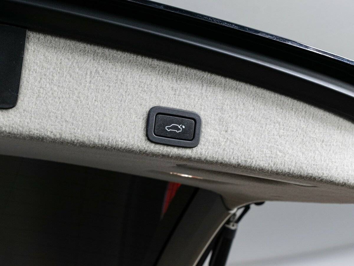 Volvo XC60 2016 года с пробегом. Фото: #9