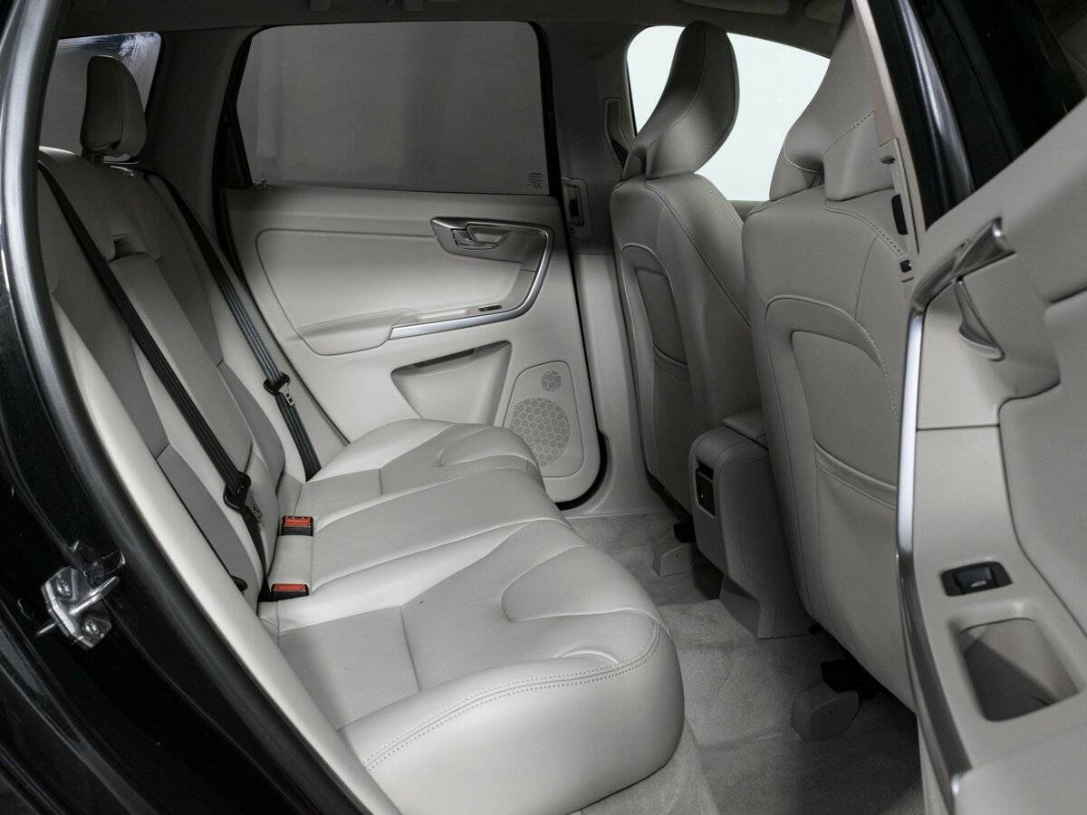 Volvo XC60 2016 года с пробегом. Фото: #12
