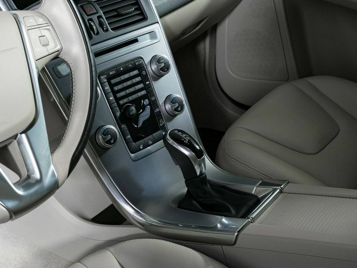 Volvo XC60 2016 года с пробегом. Фото: #16