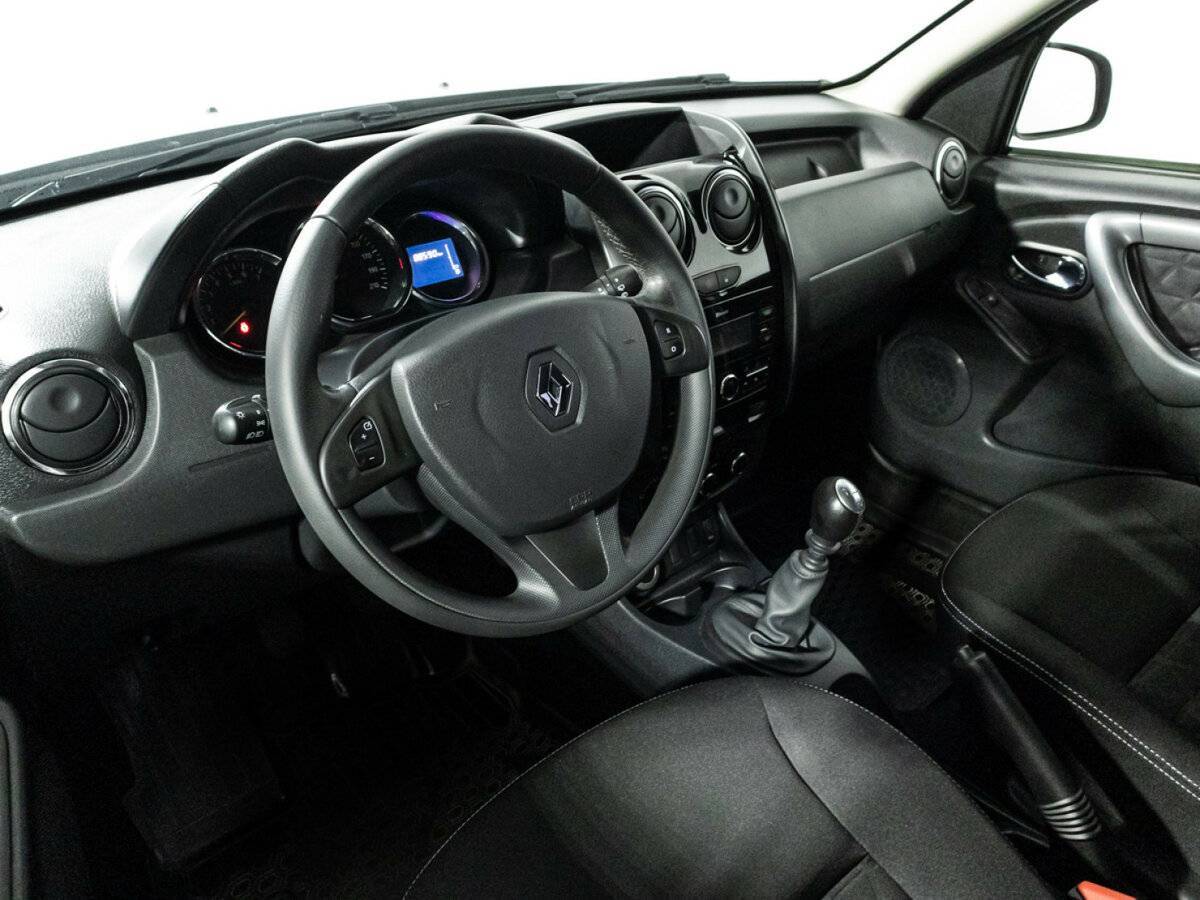 Б/У Рено Дастер 2018 года. Фото: #10