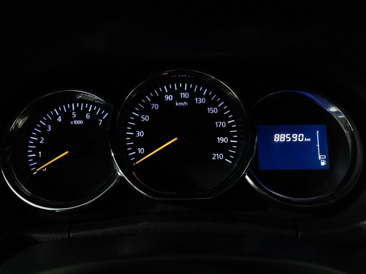 Б/У Рено Дастер 2018 года. Фото: #11